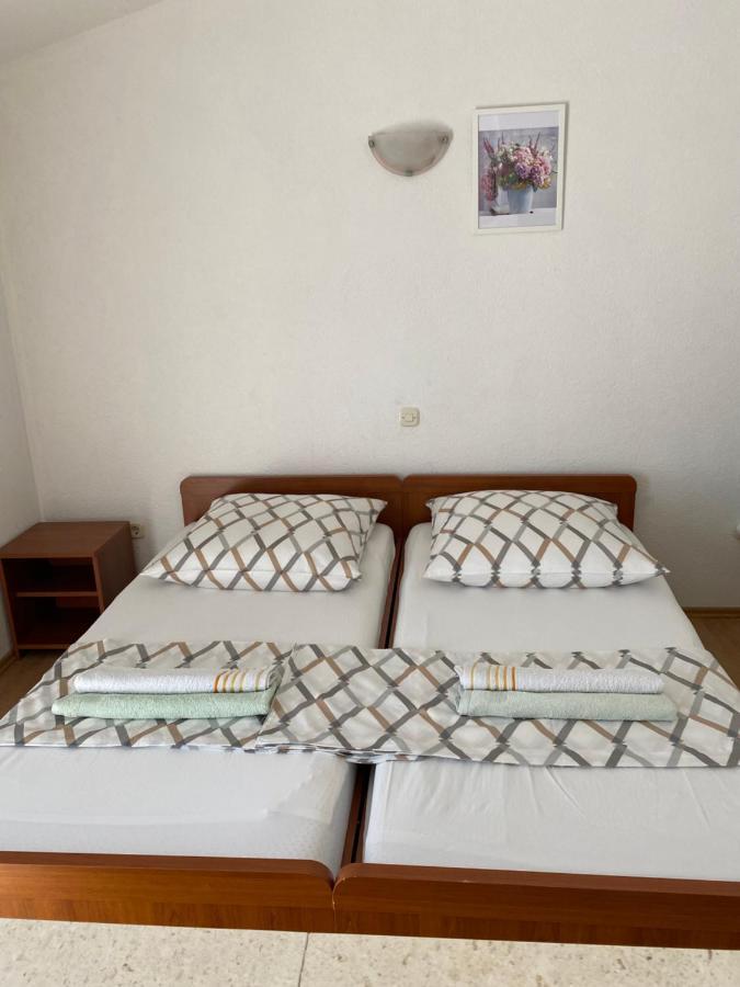 טרוגיר Apartments Simic מראה חיצוני תמונה