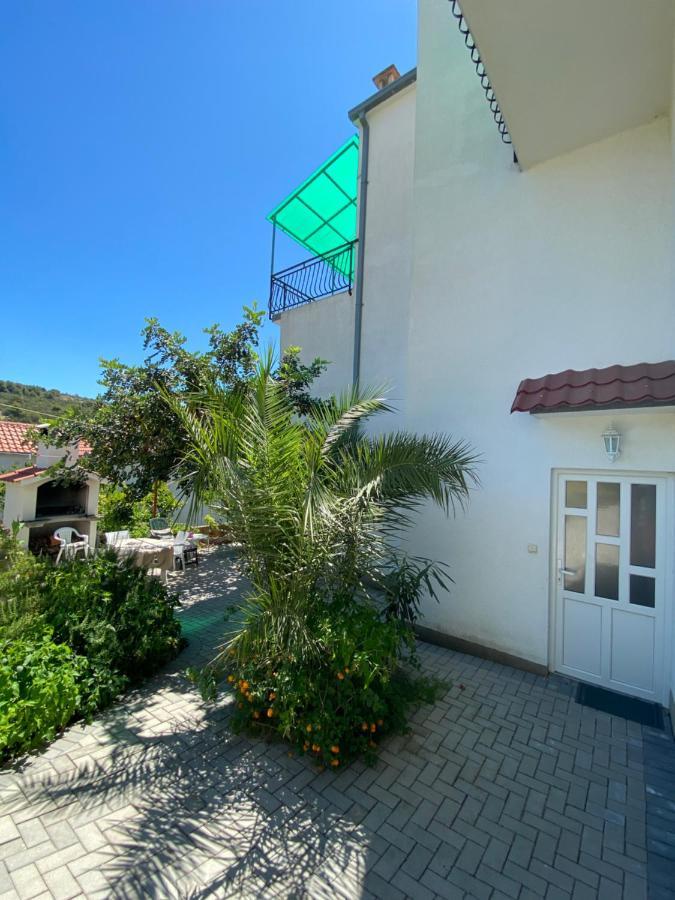 טרוגיר Apartments Simic מראה חיצוני תמונה
