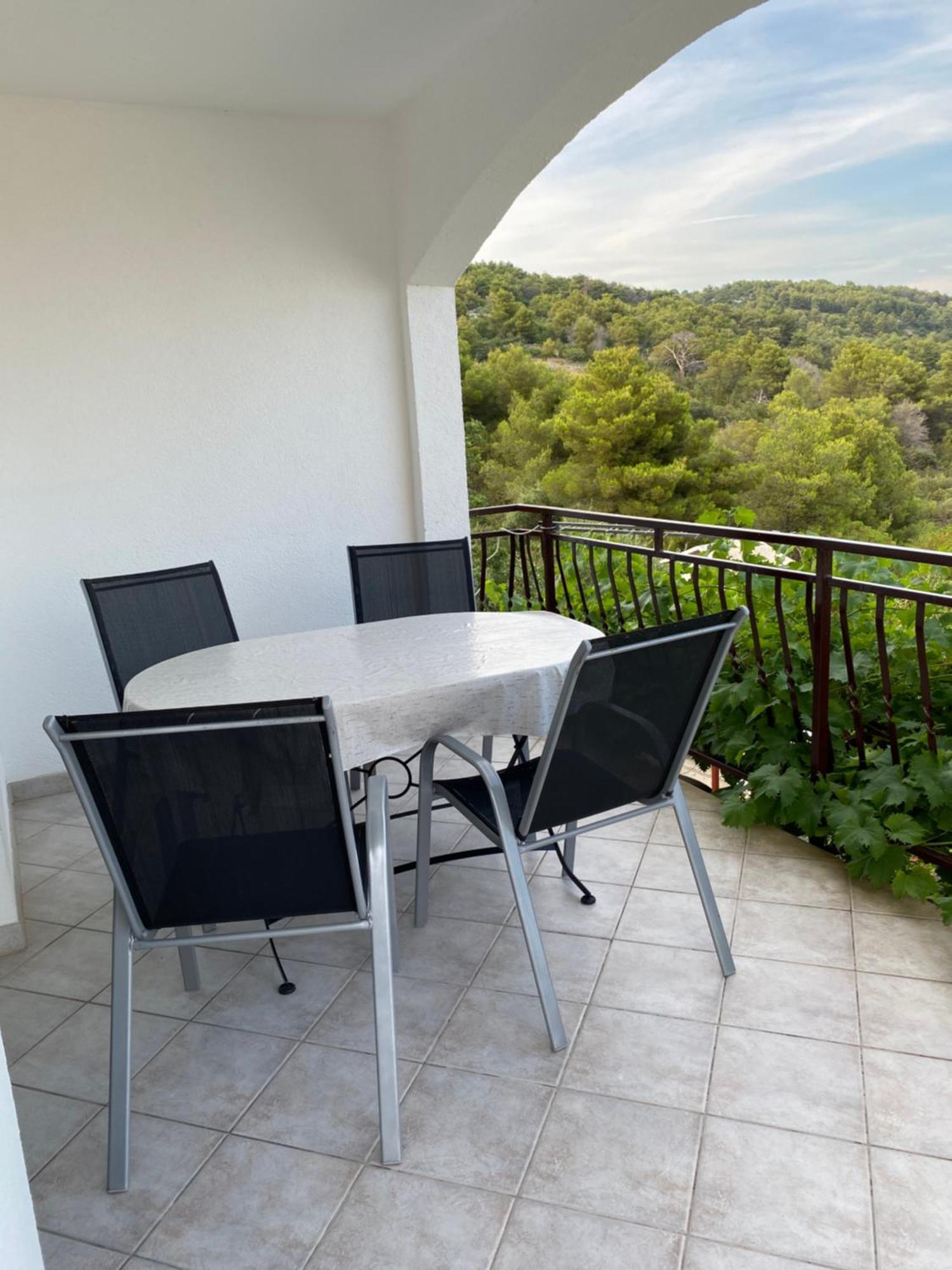 טרוגיר Apartments Simic מראה חיצוני תמונה