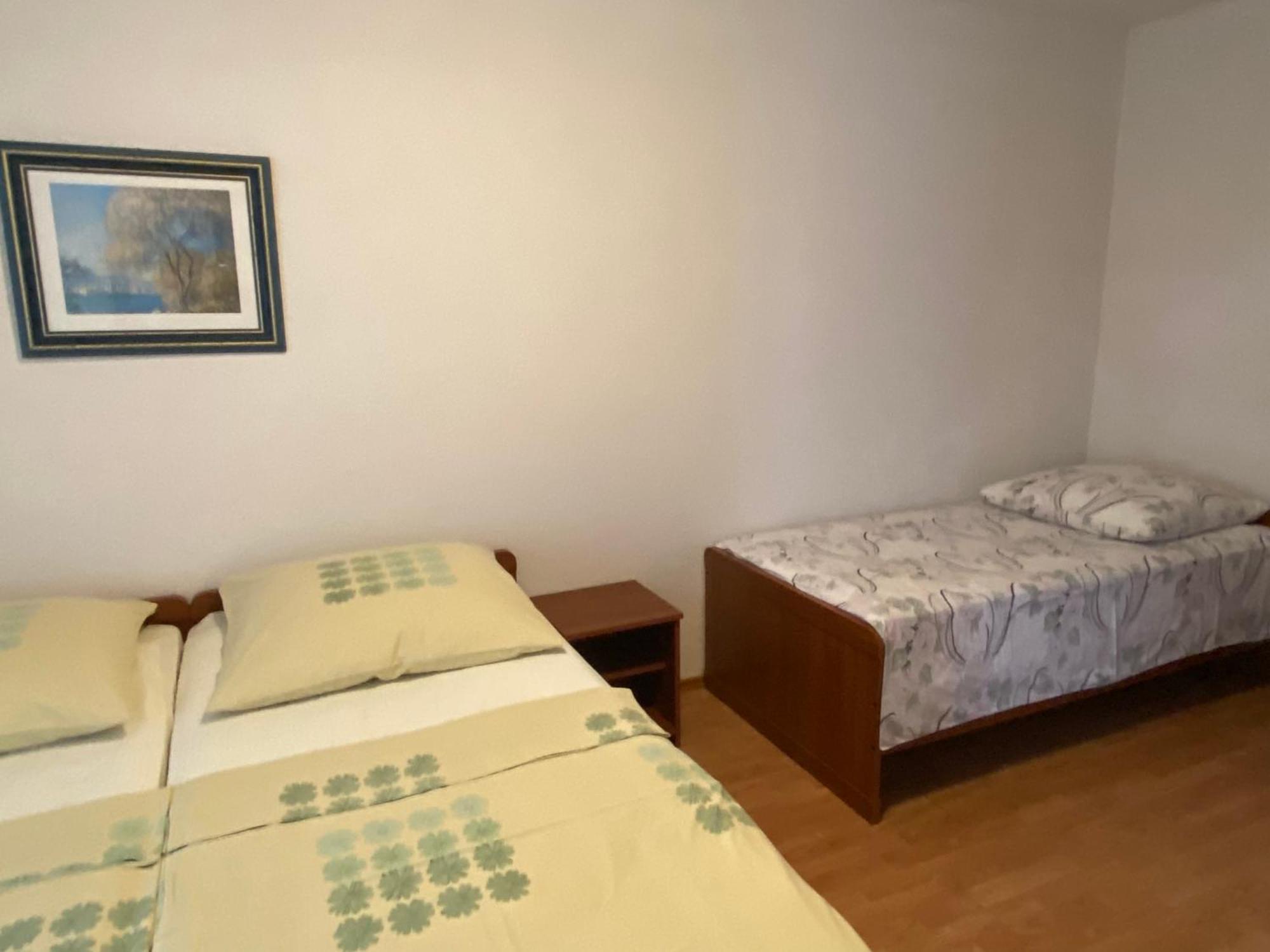 טרוגיר Apartments Simic מראה חיצוני תמונה