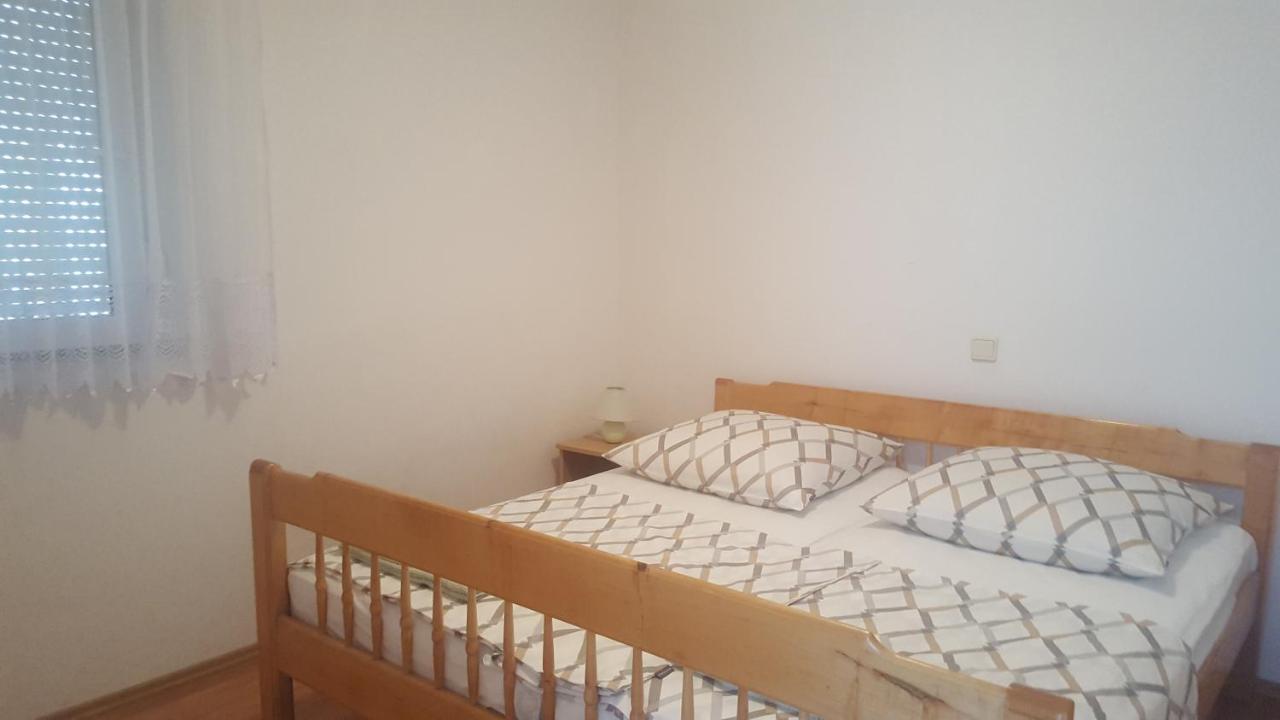 טרוגיר Apartments Simic מראה חיצוני תמונה